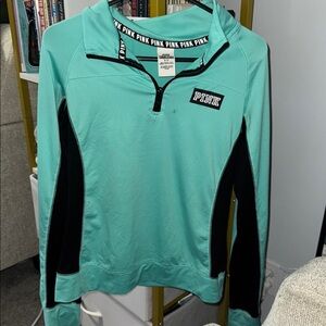 Victoria's Secret Teal and Black Active Wear Long Sleeve Size Small 🩵